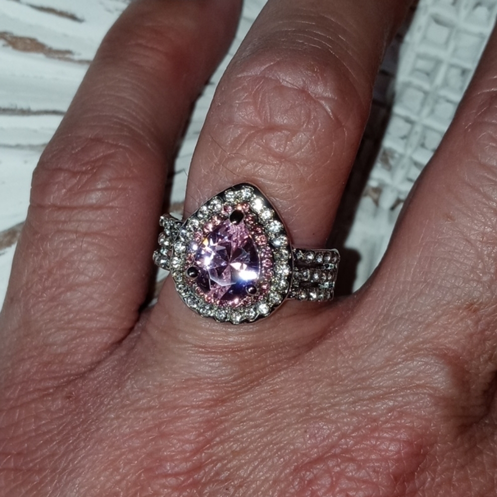 Pear Shaped Ring - image 7